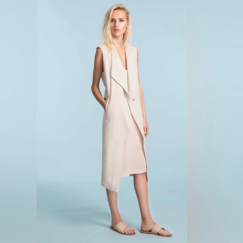SOIA & KYO Cherilyn sleeveless LONG VEST